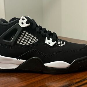 Jordan Kids Sneakers Black and White